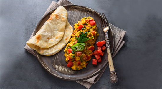 Scrambled-Eggs-with-Paratha-Craveables